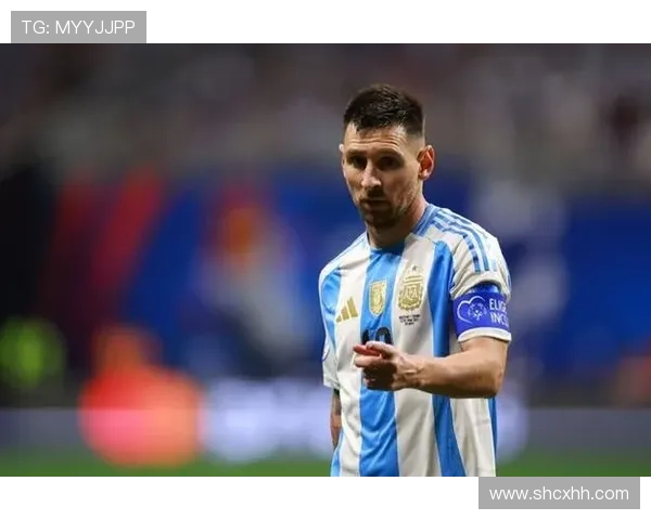 卡尔坦言追赶梅西的脚步仍需努力他始终是我心中的偶像 卡尔坦言追赶梅西的脚步仍需努力他始终是我心中的偶像